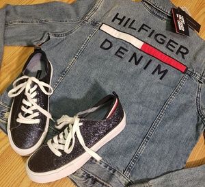 NWT Tommy Hilfiger flag logo denim jacket